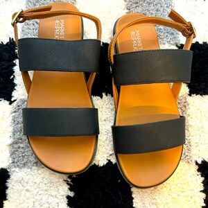 Market and Spruce sandals